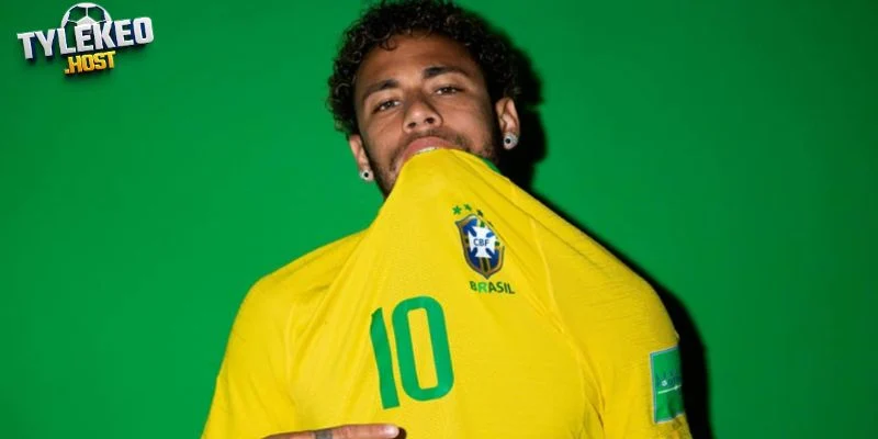 Neymar xuống dốc, MU hồi sinh nhờ cú 207 triệu bảng